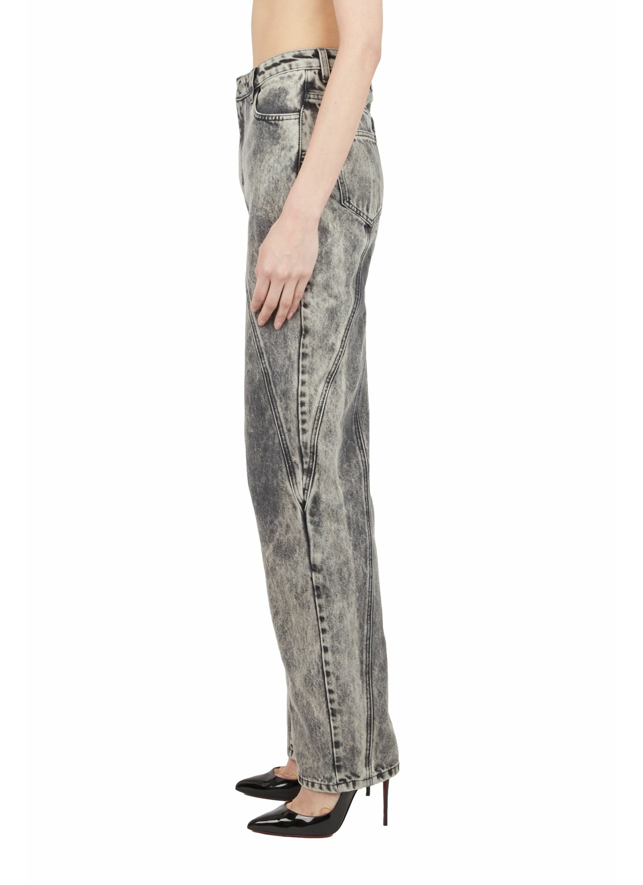 ASYMMETRICAL CUT-OUTS JEANS